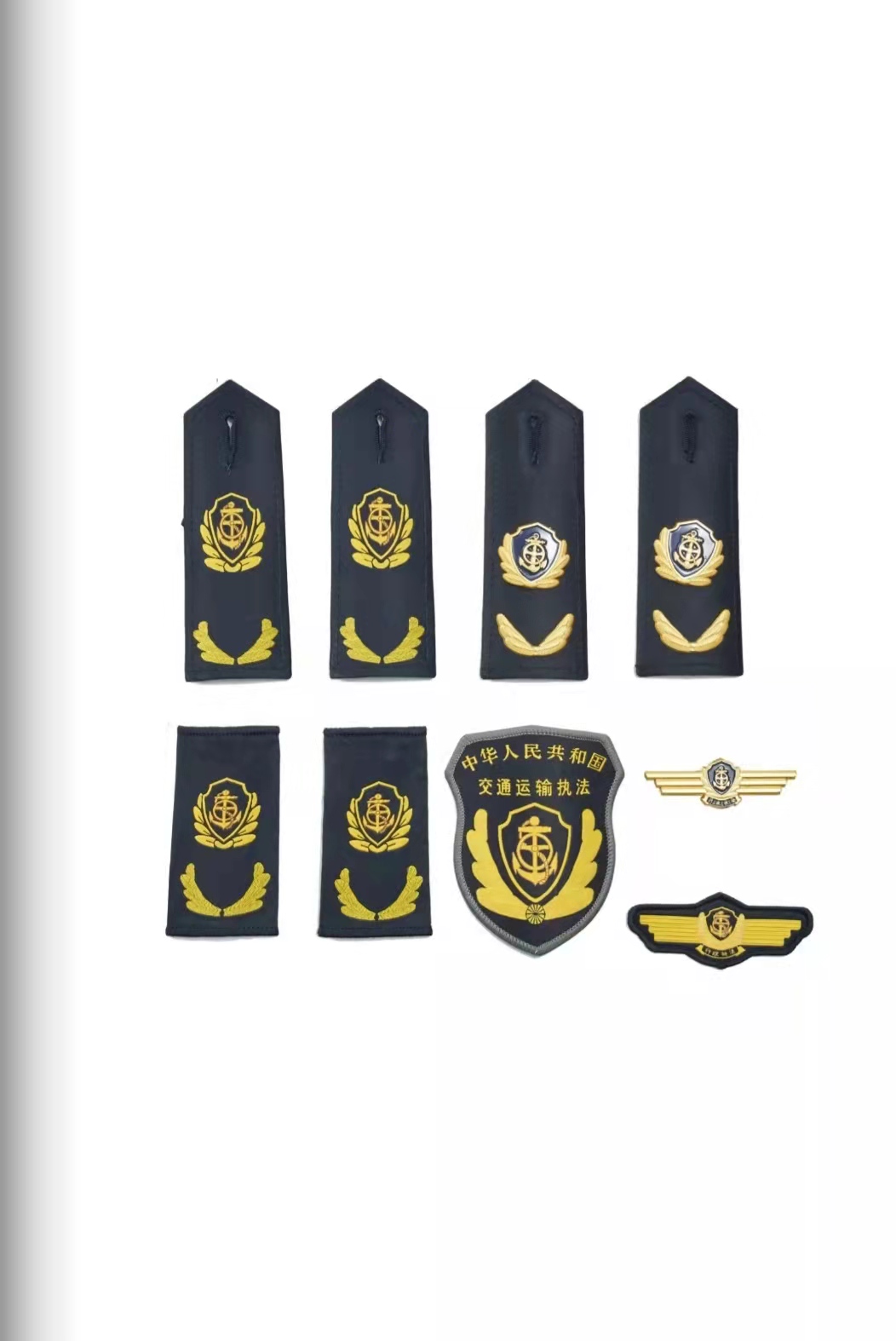 乌鲁木齐六部门统一交通运输执法服装标志
